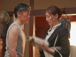 Em gái to nhất, em gái chân dài 180cm, sinh năm 00, trần nhà ham muốn thuần túy, lần này còn mang theo em gái, thân hình hồng hào bị địt đến cực khoái